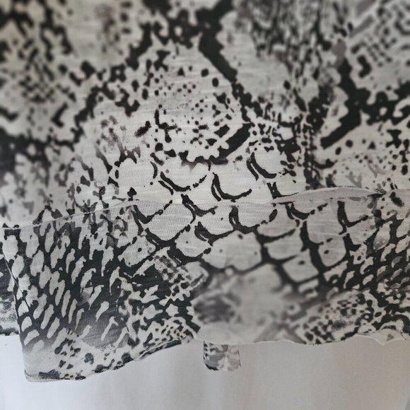 Unity Beach cover up - Picture 4 of 7